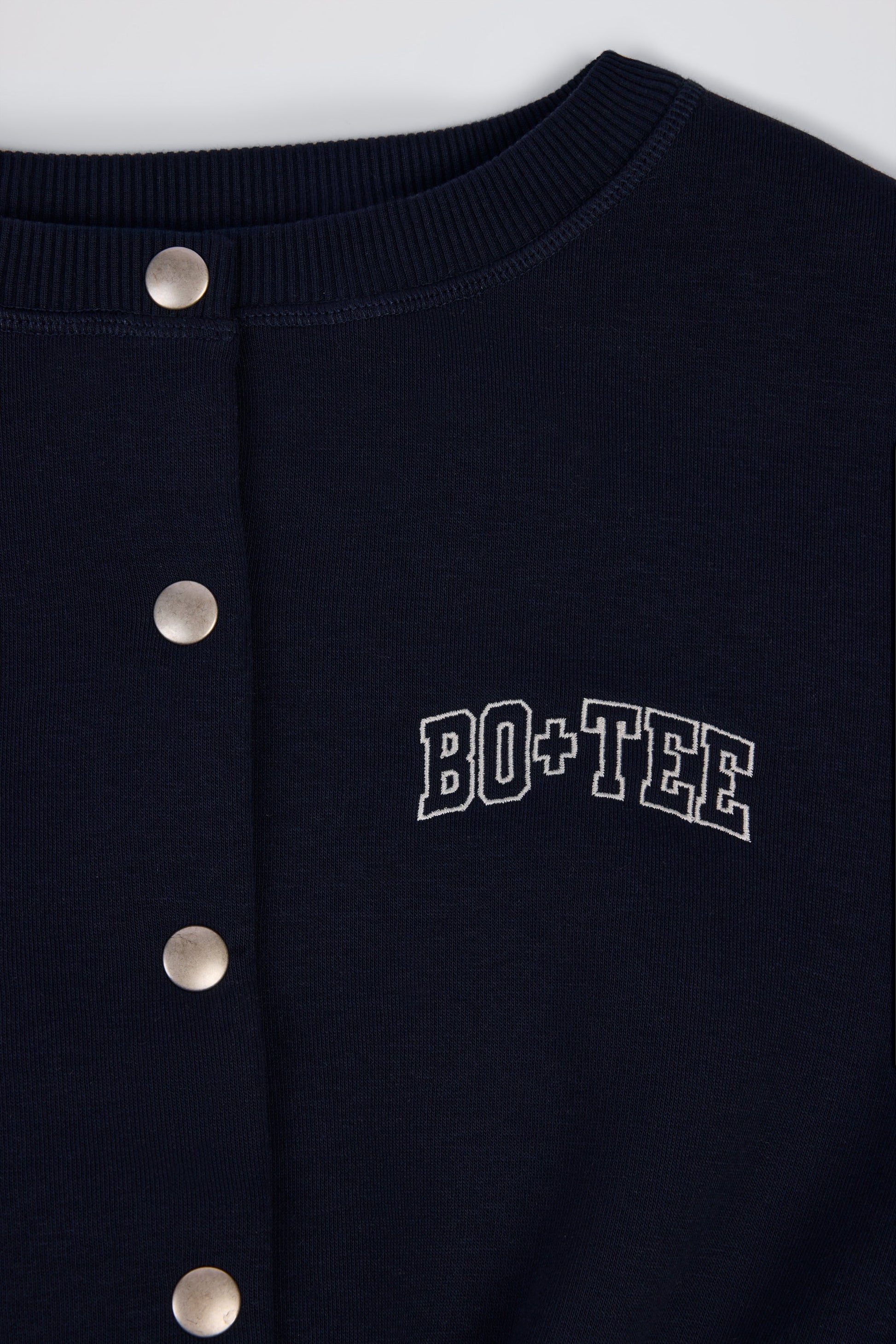 Button-Up Cropped Cardigan in Classic Navy