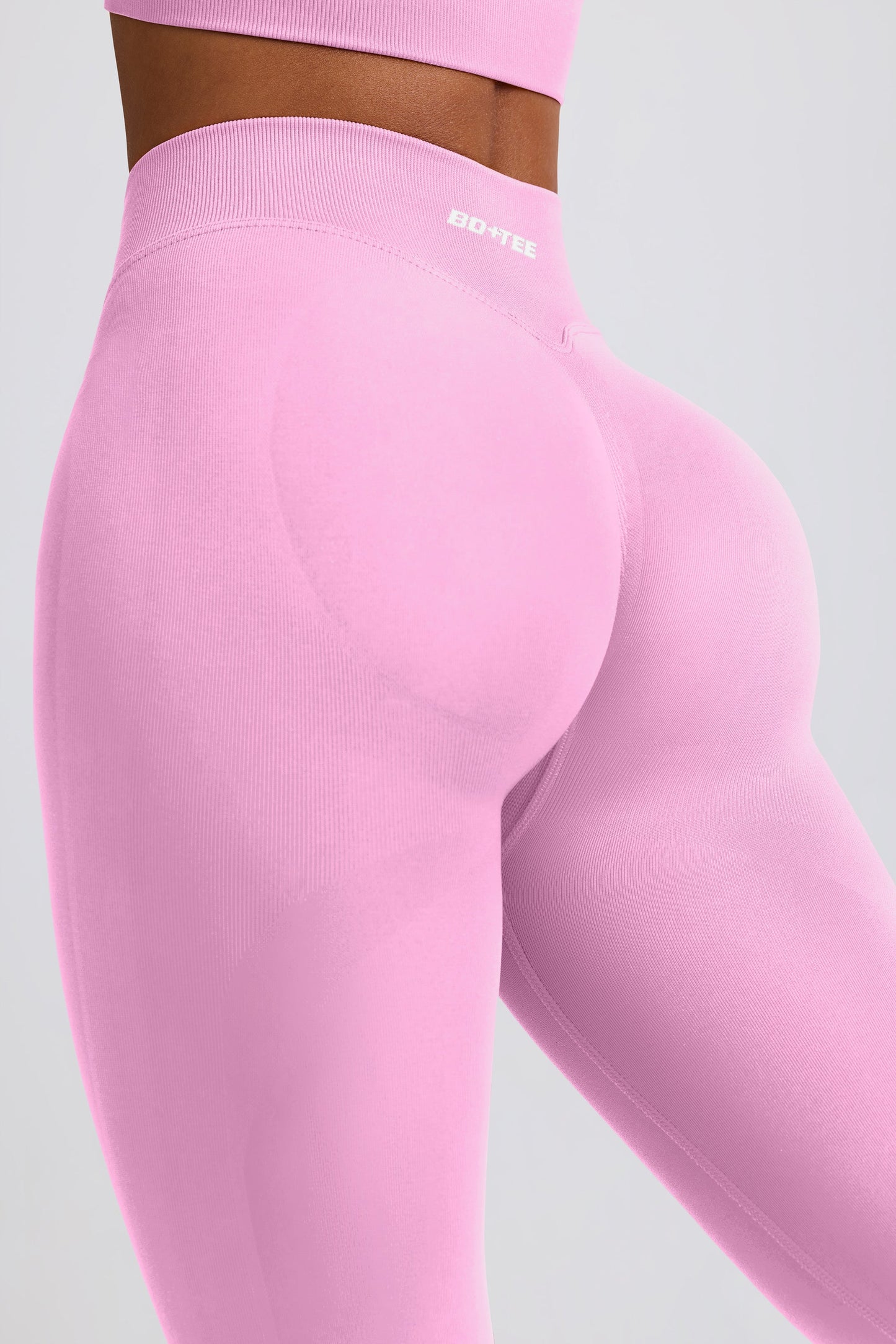 Define Luxe High-Waist Leggings in Bubblegum Pink