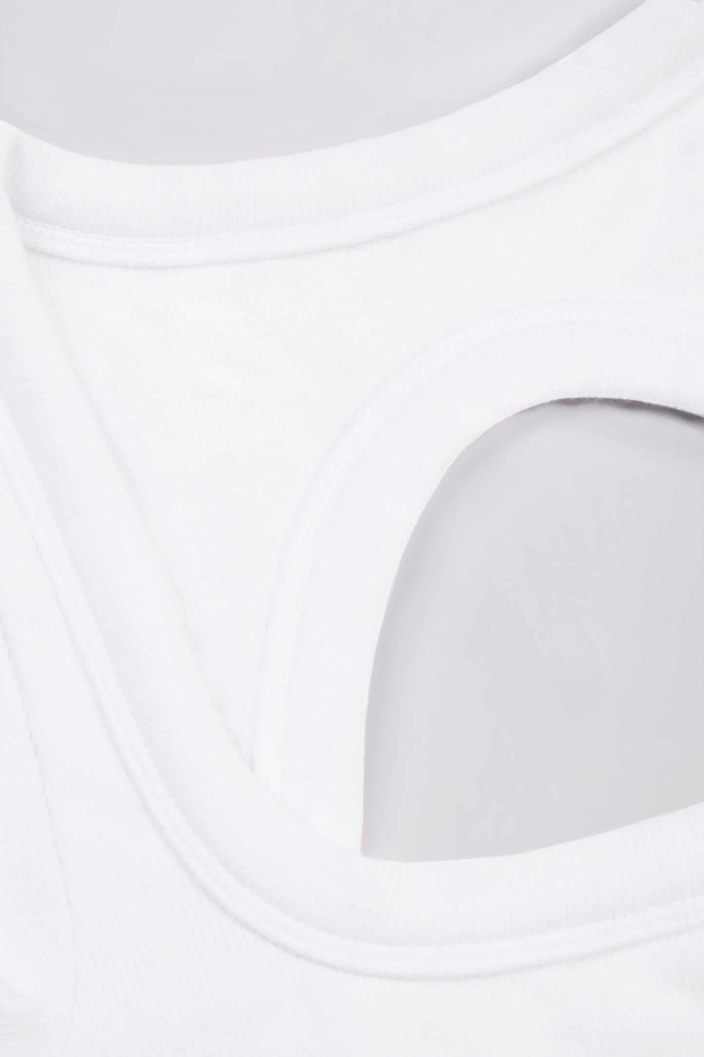 Seamless Soft Rib Cut-Out Crop Top in White