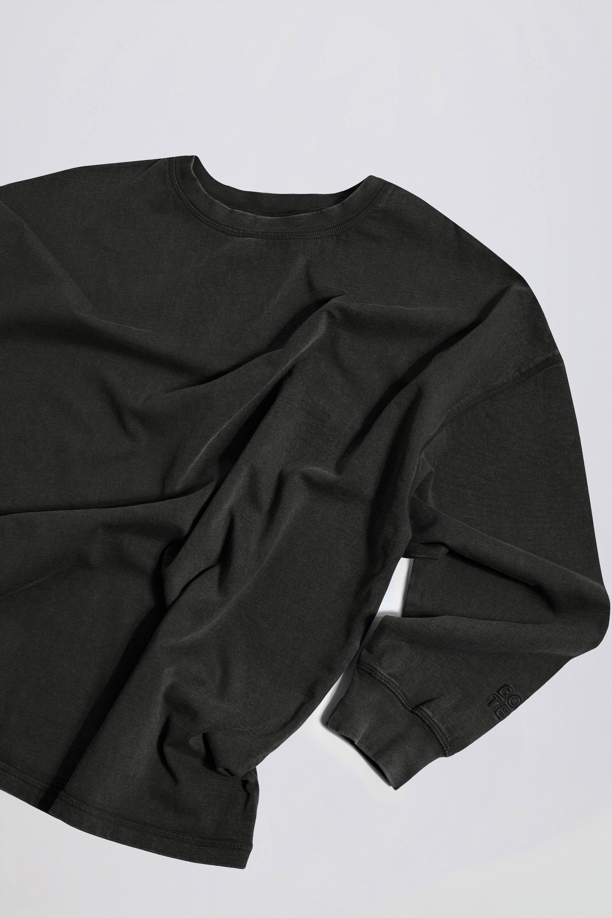 Acid Wash Long-Sleeve Oversized T-Shirt in Ash