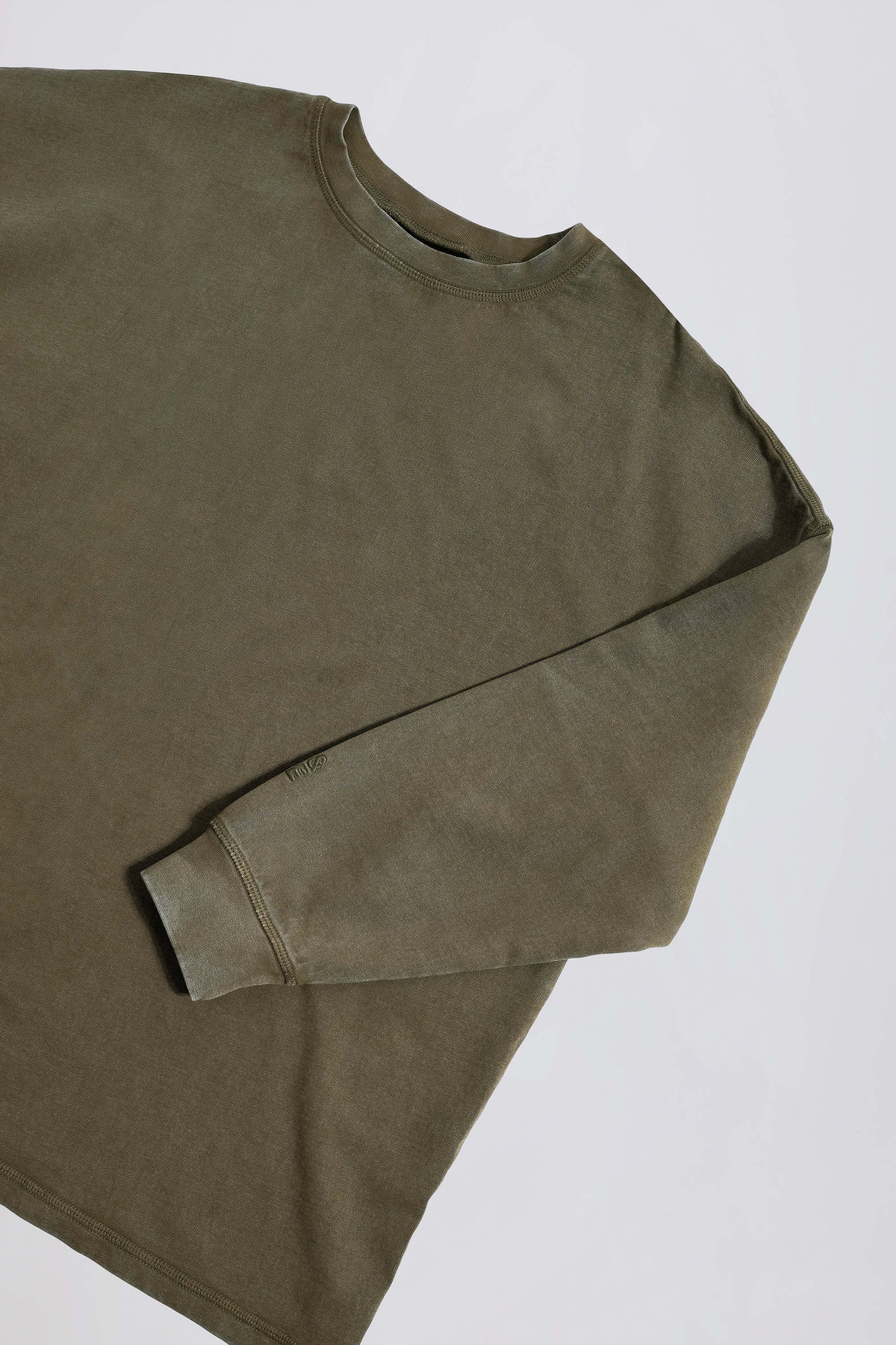 Acid Wash Long-Sleeve Oversized T-Shirt in Light Green