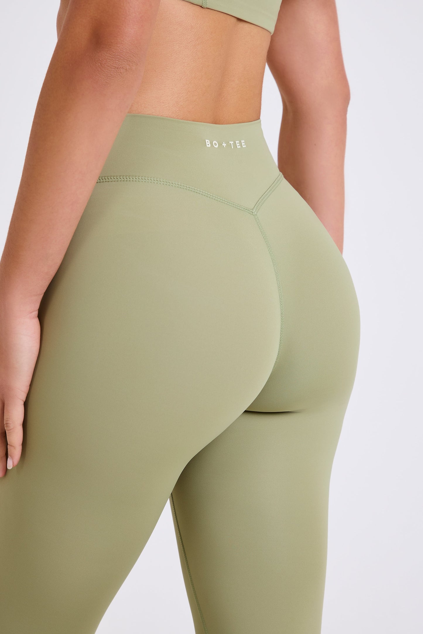 High-Waist Leggings in Matcha
