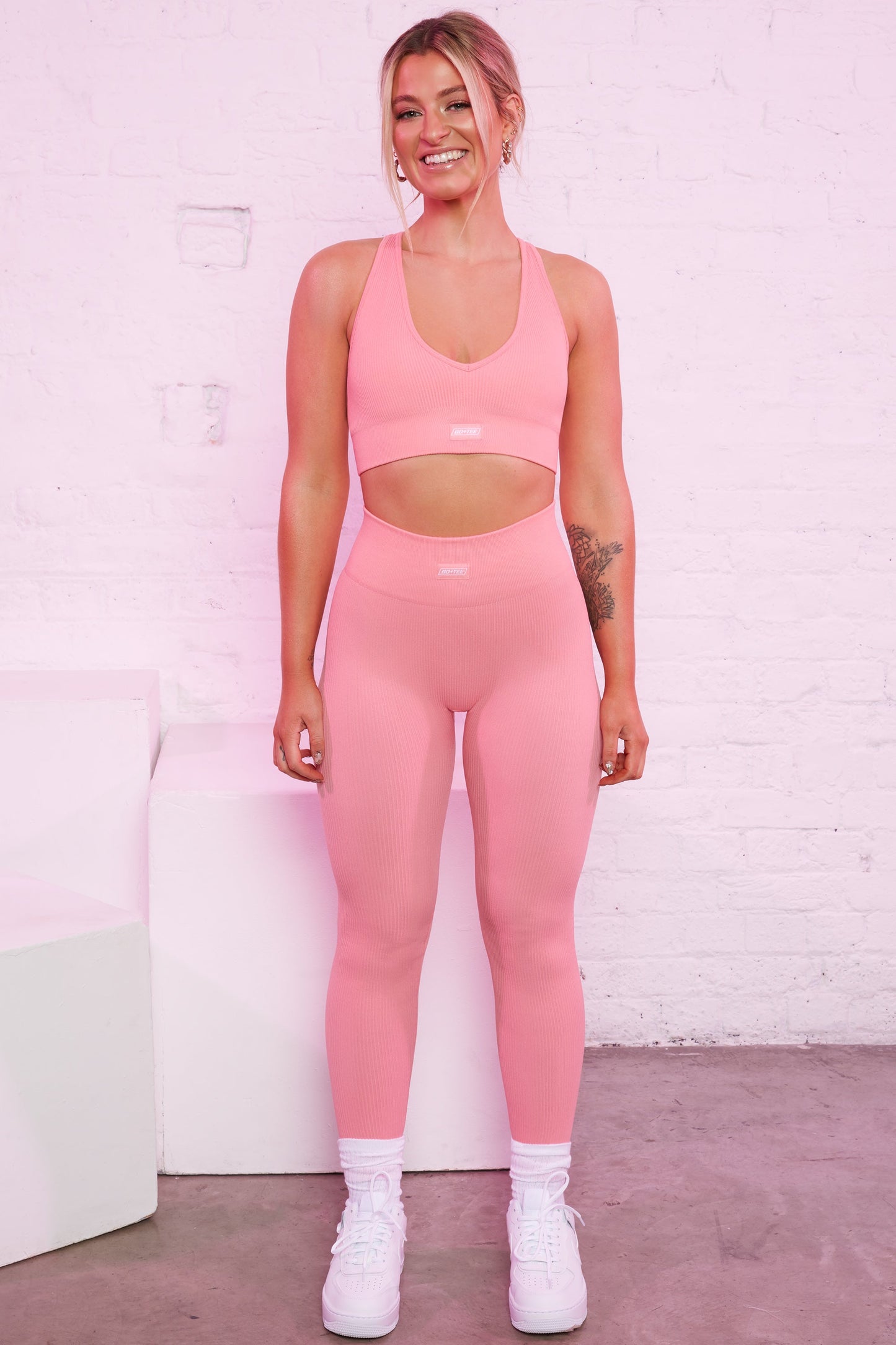 Ribbed Plunge Neck Sports Bra in Coral