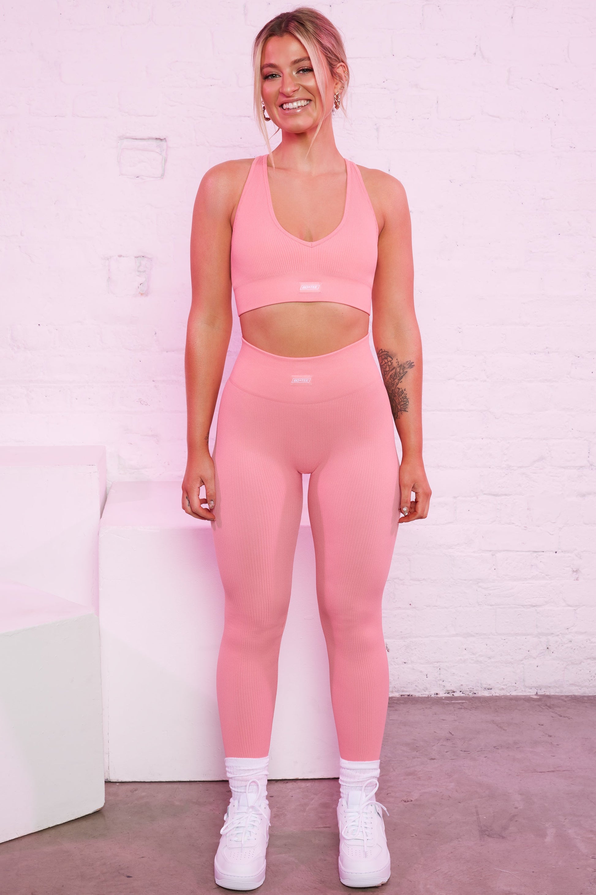 Ribbed Plunge Neck Sports Bra in Coral