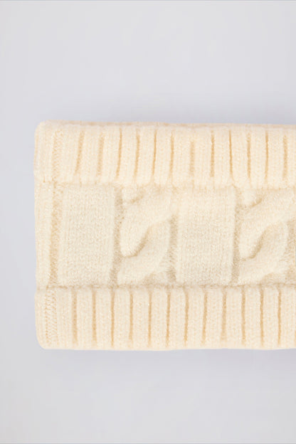 Cable-Knit Headband in Cream