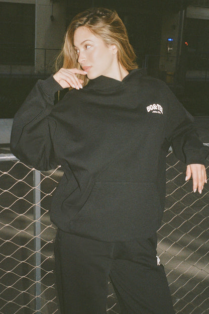 Oversized Hoodie in Black