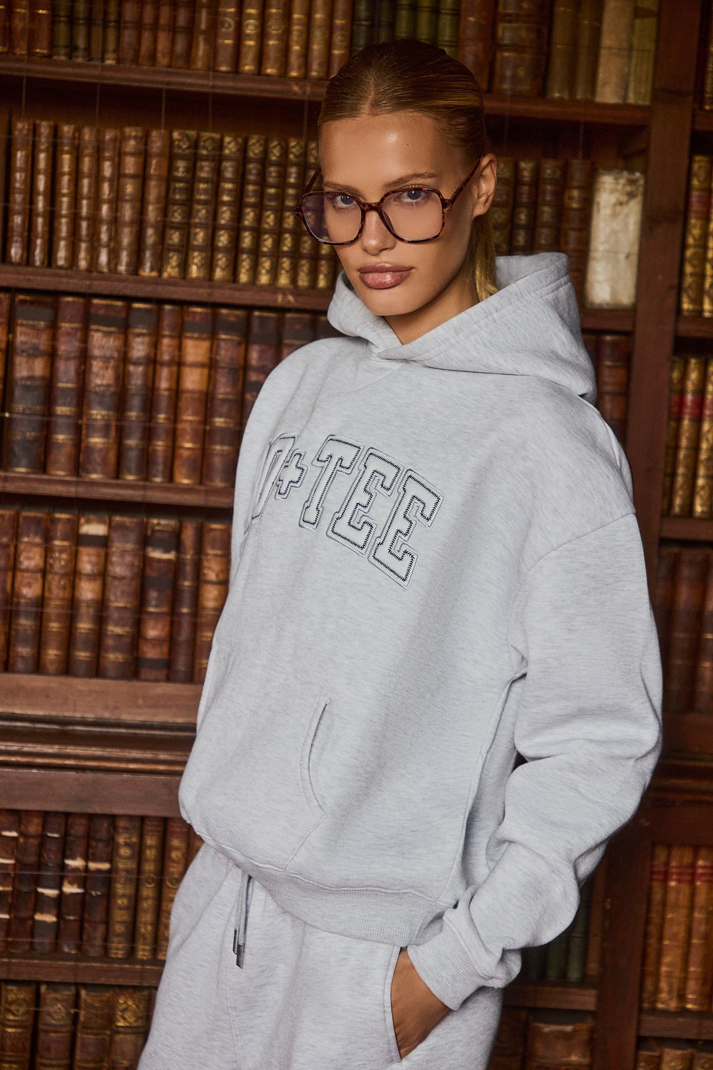 Oversized Appliqué Hoodie in Grey Marl
