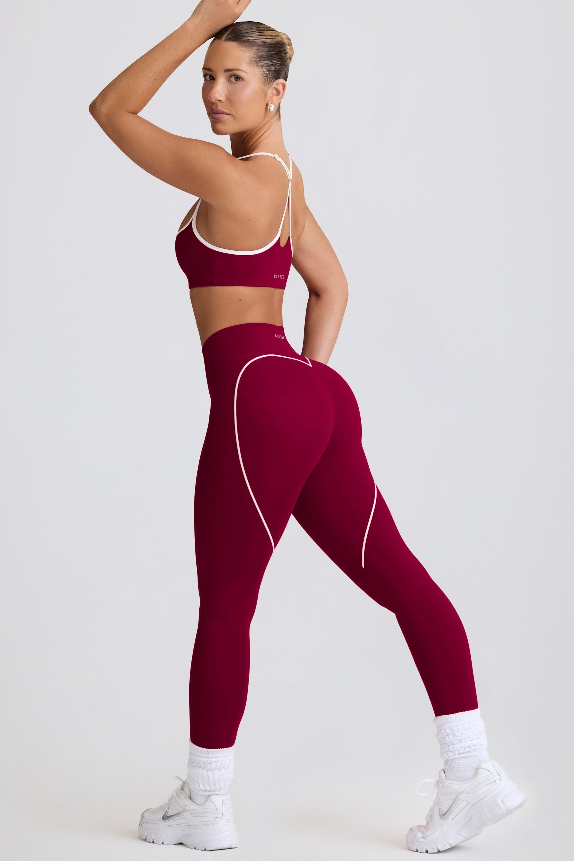 Soft Active Mid-Rise Leggings in Burgundy