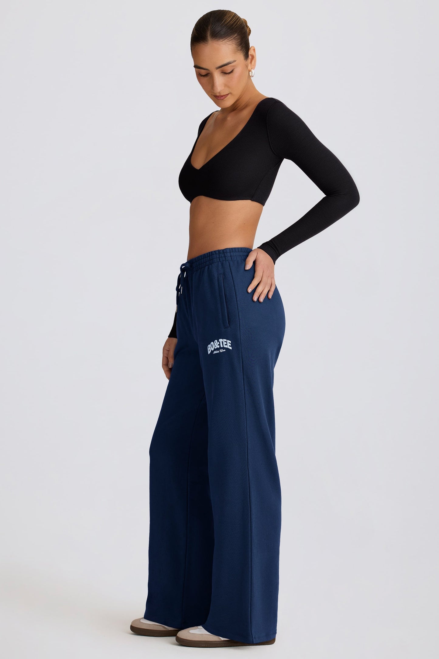 Mid-Rise Wide-Leg Joggers in Dark Navy