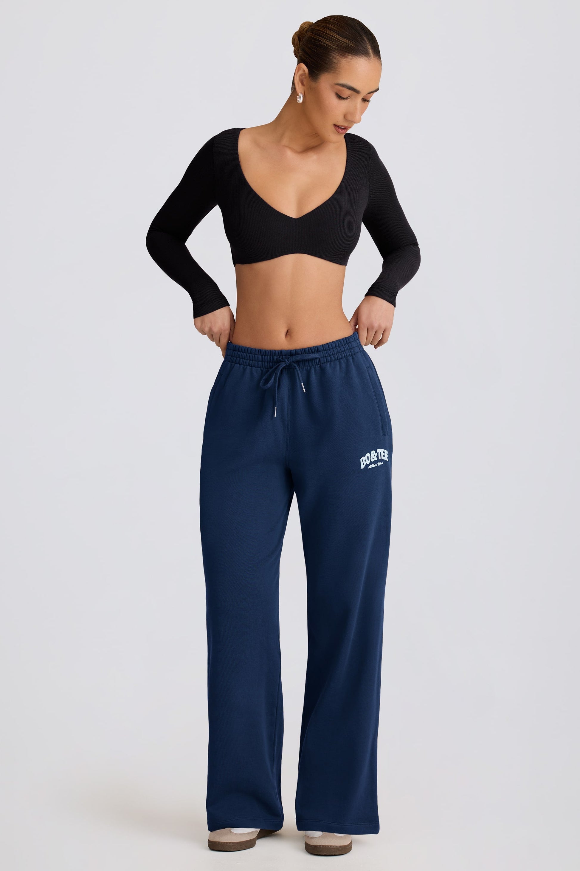 Mid-Rise Wide-Leg Joggers in Dark Navy