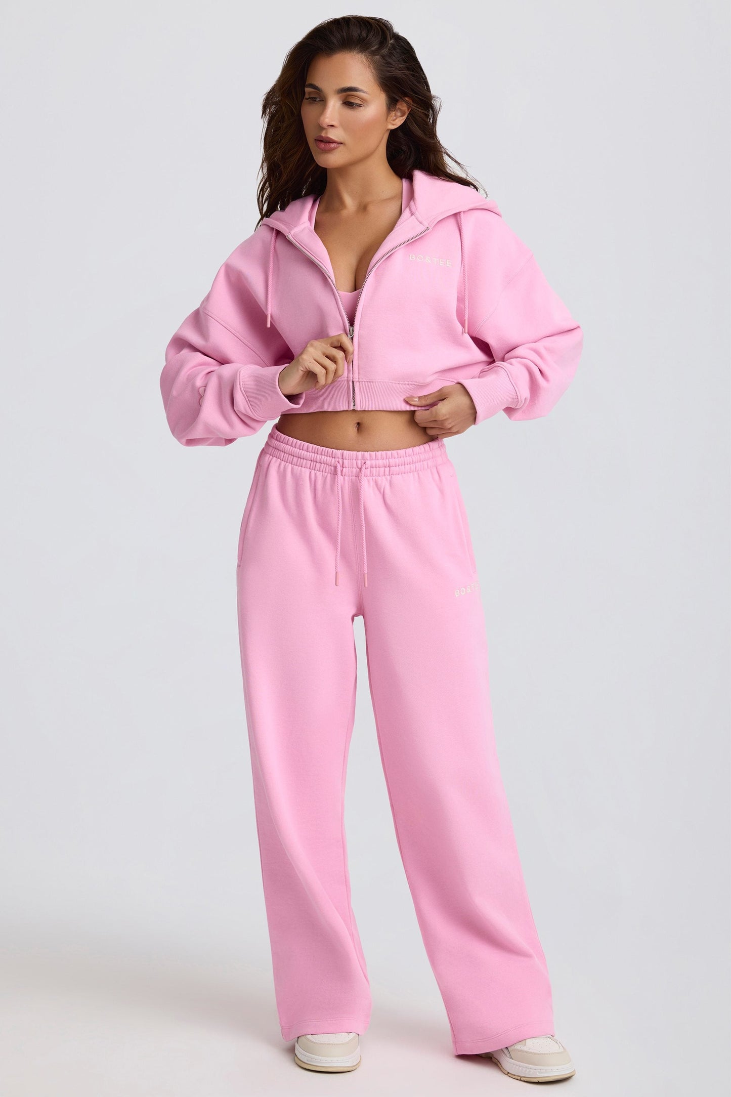 Cropped Zip-Up Hoodie in Baby Pink